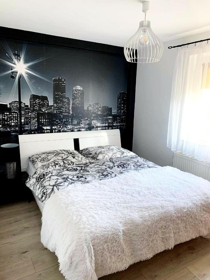 Apartament Kwiatowa Пиецховице Екстериор снимка