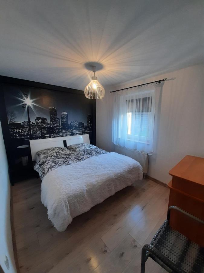 Apartament Kwiatowa Пиецховице Екстериор снимка